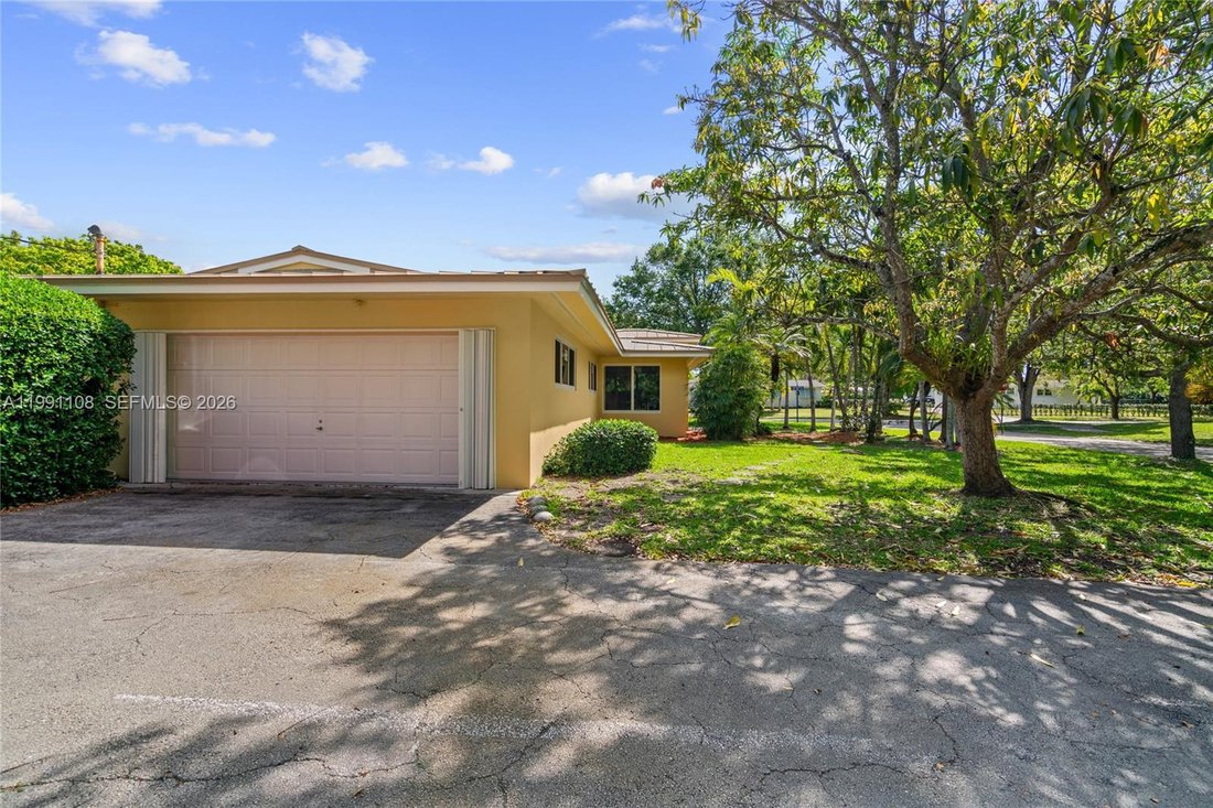 House in Coral Gables, Florida, United States 3 - 17555652