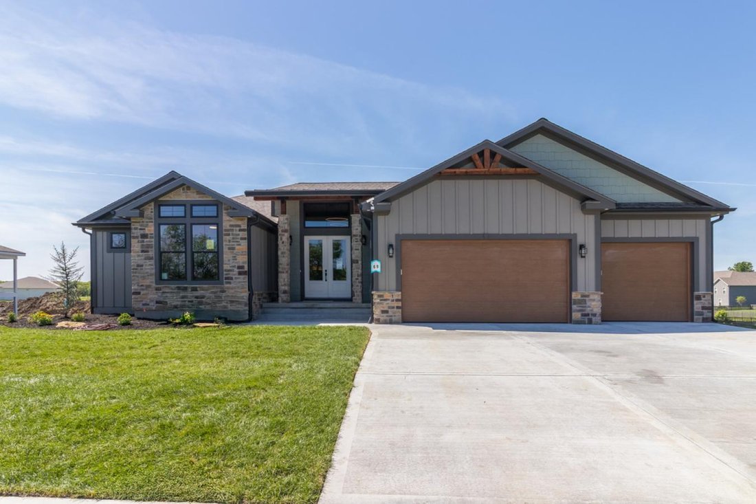 House in Raymore, Missouri, United States 1 - 17555710