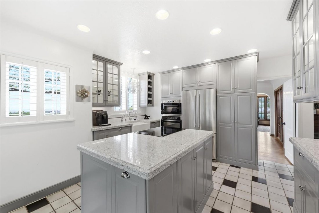 House in Sandy, Utah, United States 5 - 17555752