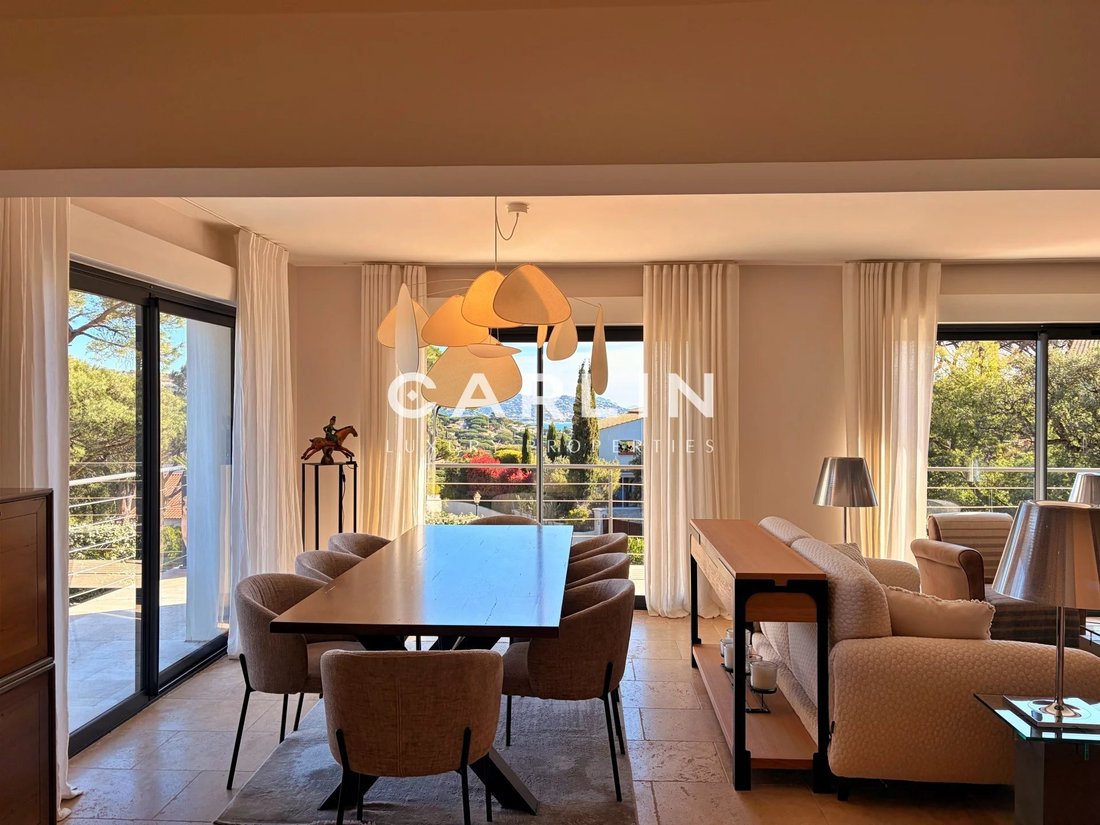 Villa in Nartelle-Noyer-Bellevue-bd des Sardinaux, Sainte-Maxime, France 4 - 17555711