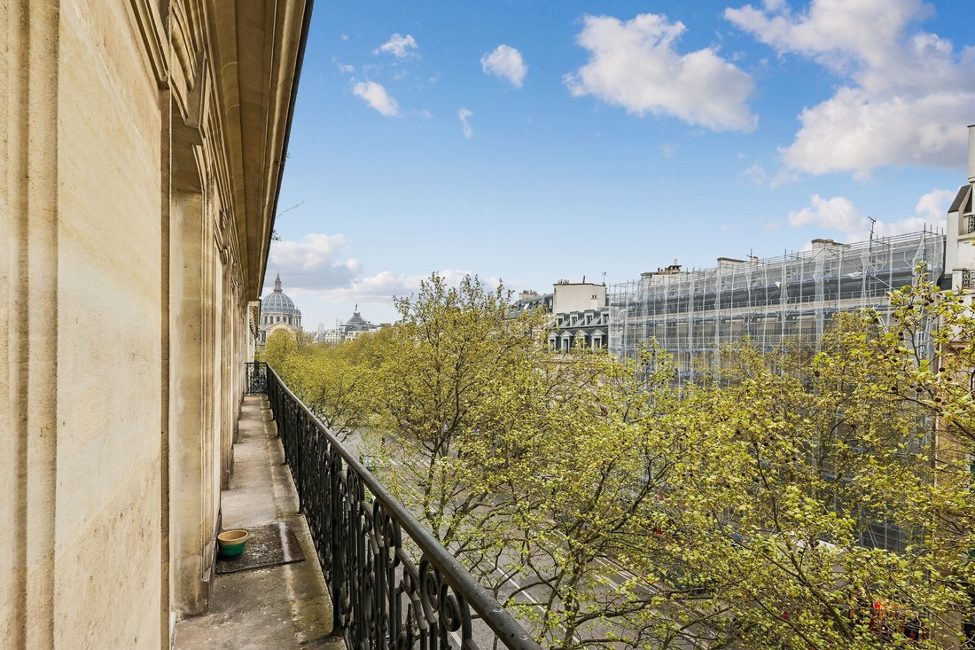 Apartment in Elysées-Madeleine, Paris 8e Arrondissement, Paris 2 - 17555698