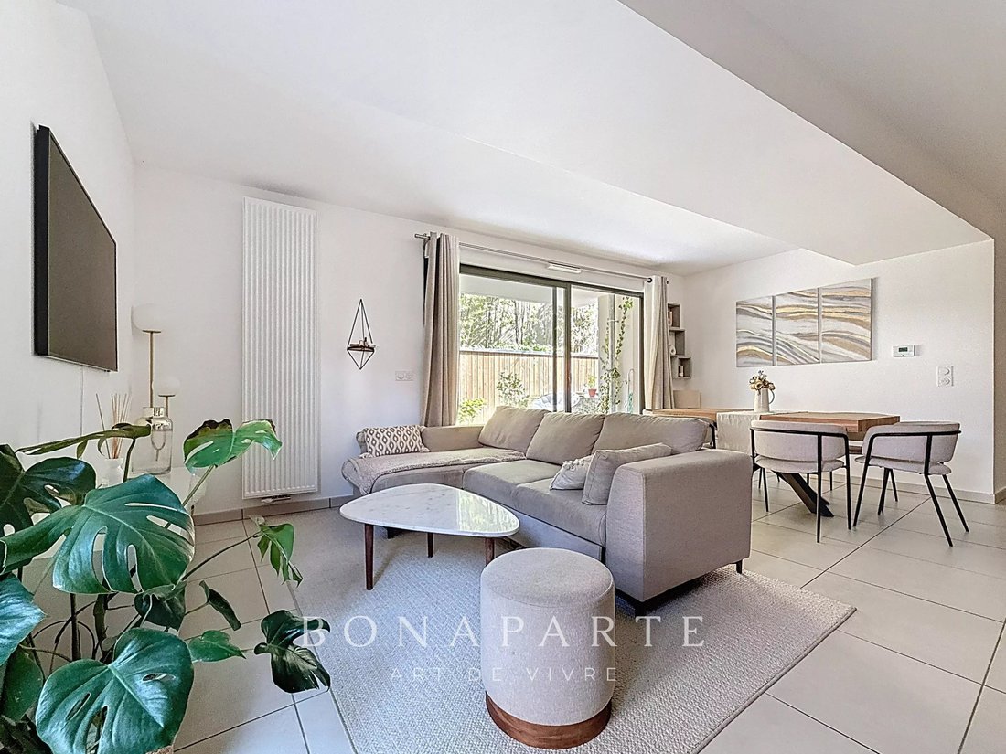 Apartment in Divonne-les-Bains, Auvergne-Rhône-Alpes, France 4 - 17555782