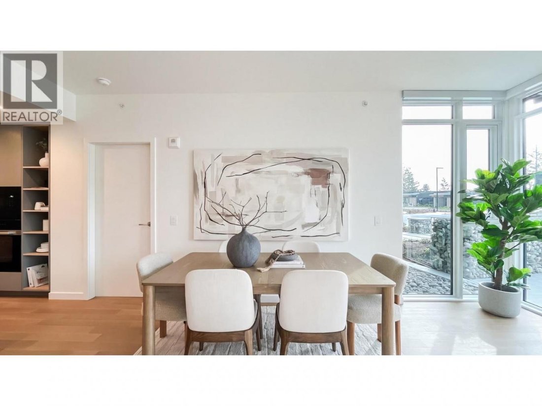 House in West Vancouver, British Columbia, Canada 5 - 17555739