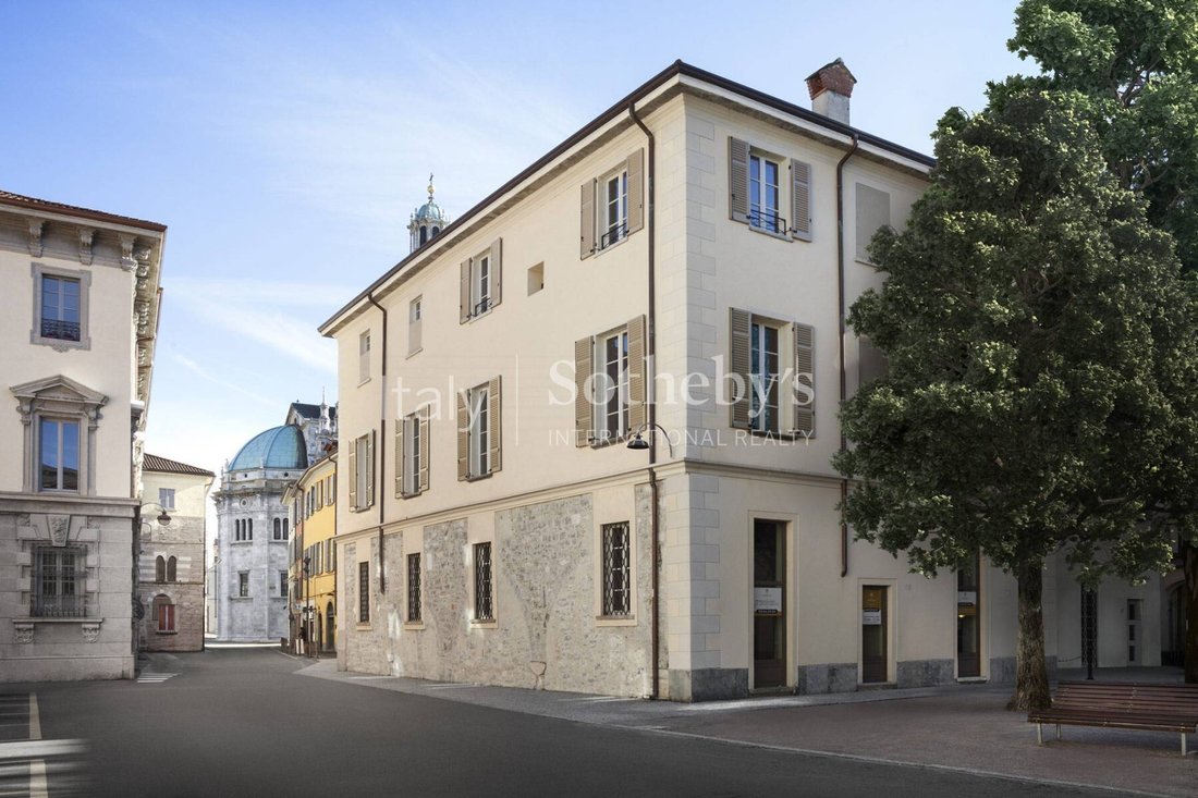 House in Historic Center, Como, Lombardy 2 - 17556116
