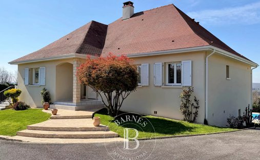 Villa a Creuzier-le-Vieux, Auvergne-Rodano-Alpi, Francia 1