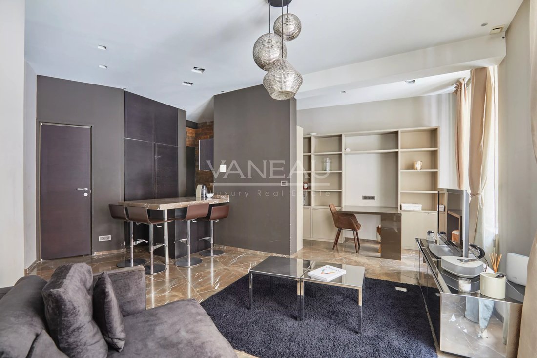 Apartment in Hoche-Friedland, Paris 8e Arrondissement, Paris 1 - 17555726
