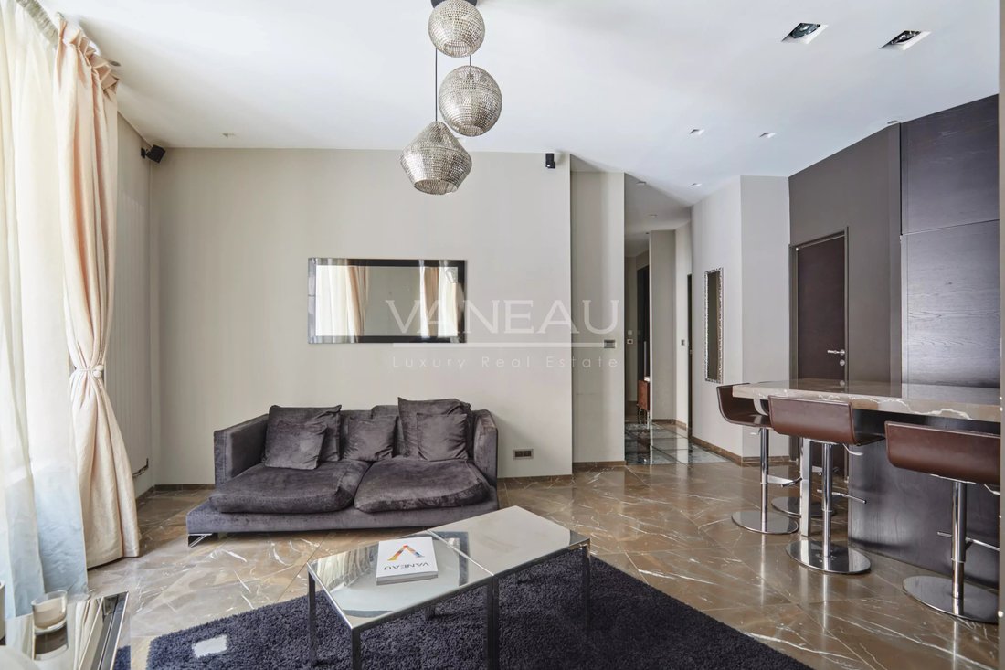 Apartment in Hoche-Friedland, Paris 8e Arrondissement, Paris 2 - 17555726