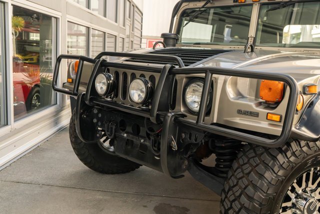 Cabriolet in Bellevue, WA, United States 5 - 17526593