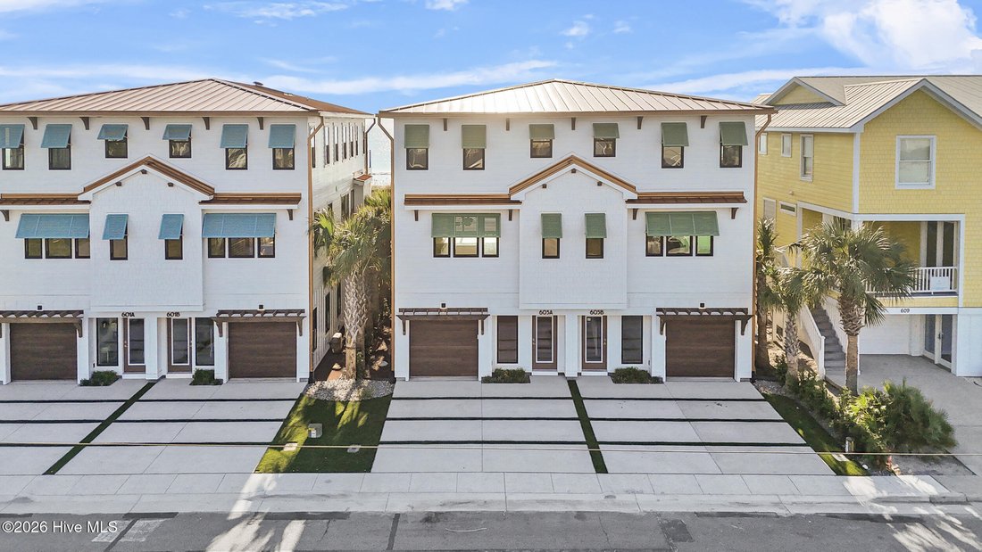 Townhouse in Kure Beach, North Carolina, United States 1 - 17555804