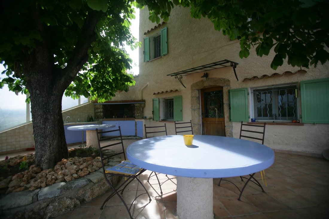Villa in Cotignac, Provence-Alpes-Côte d'Azur, France 4 - 17555634