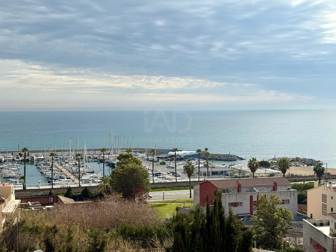 Penthouse in Sant Andreu de Llavaneres, Catalonia, Spain 2 - 17556388