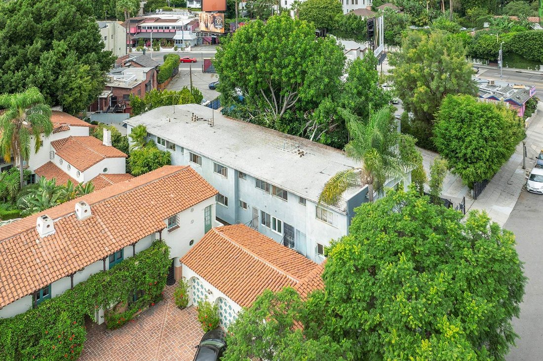 Los Angeles, California, United States 3 - 17556288