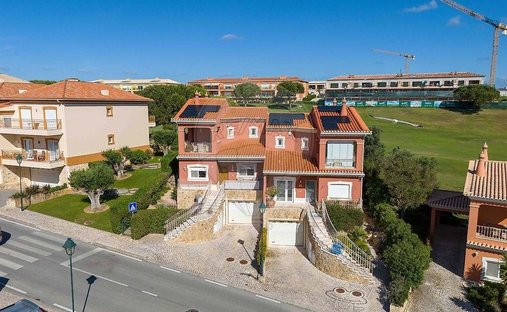 Villa in Sao Goncalo de Lagos, Algarve, Portugal 1