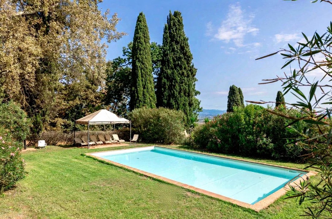 Villa in Historic Center, Lucca, Tuscany 2 - 17556403
