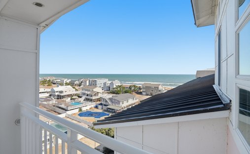 Condo in Virginia Beach, Virginia, United States 1