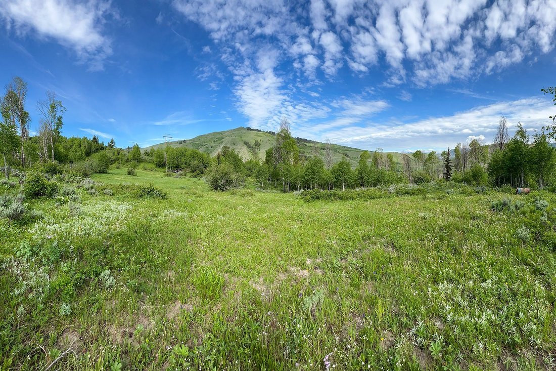 Land in Jackson, Wyoming, United States 3 - 17556458