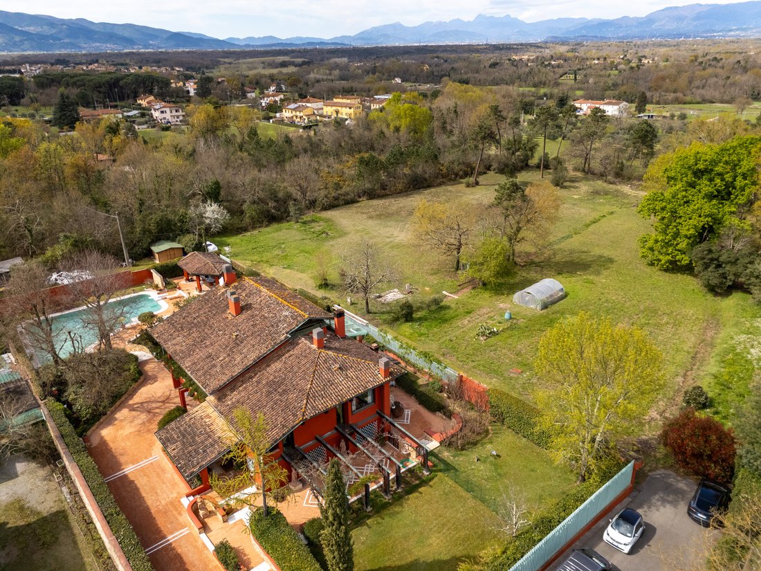 Villa in Santa Croce sull'Arno, Tuscany, Italy 4 - 17556401