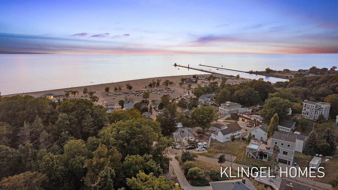 House in Grand Haven, Michigan, United States 3 - 17556559