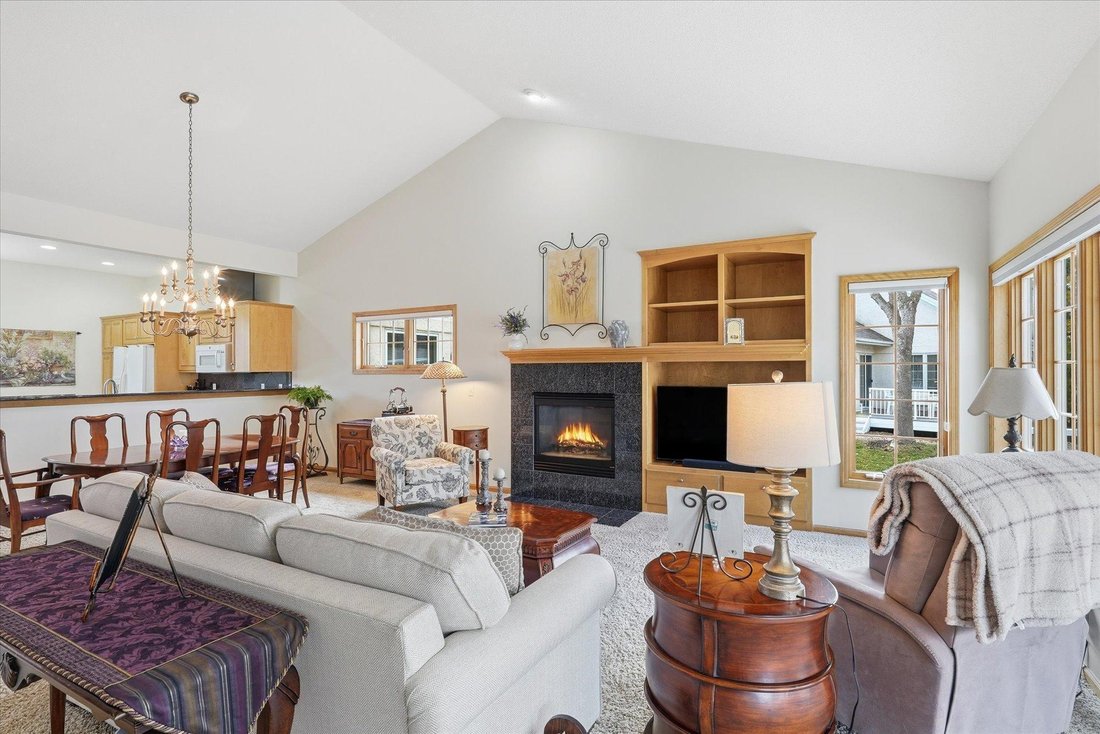 House in Plymouth, Minnesota, United States 3 - 17389568