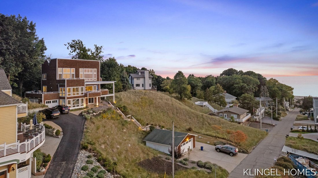 House in Grand Haven, Michigan, United States 2 - 17556559