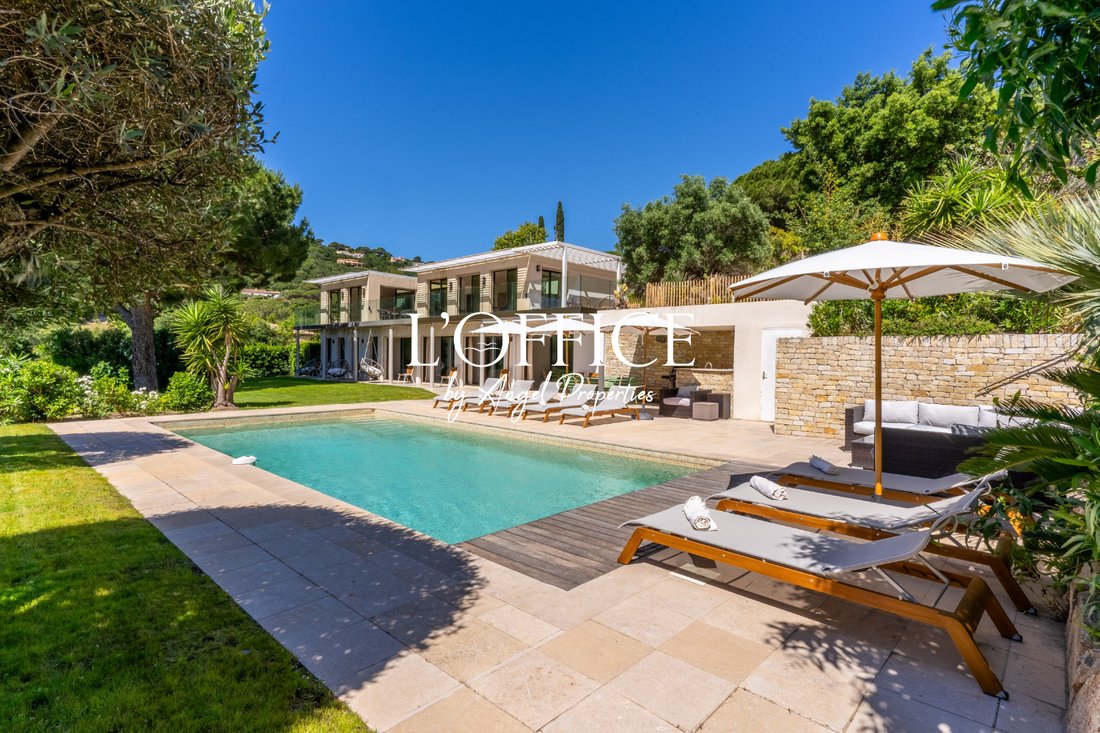 Villa in Ramatuelle, Provence-Alpes-Côte d'Azur, France 2 - 17557981