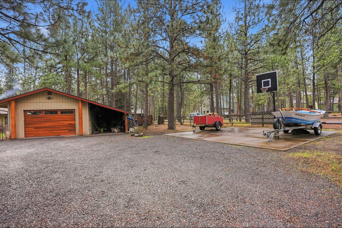 House in Sisters, Oregon, United States 5 - 17559586
