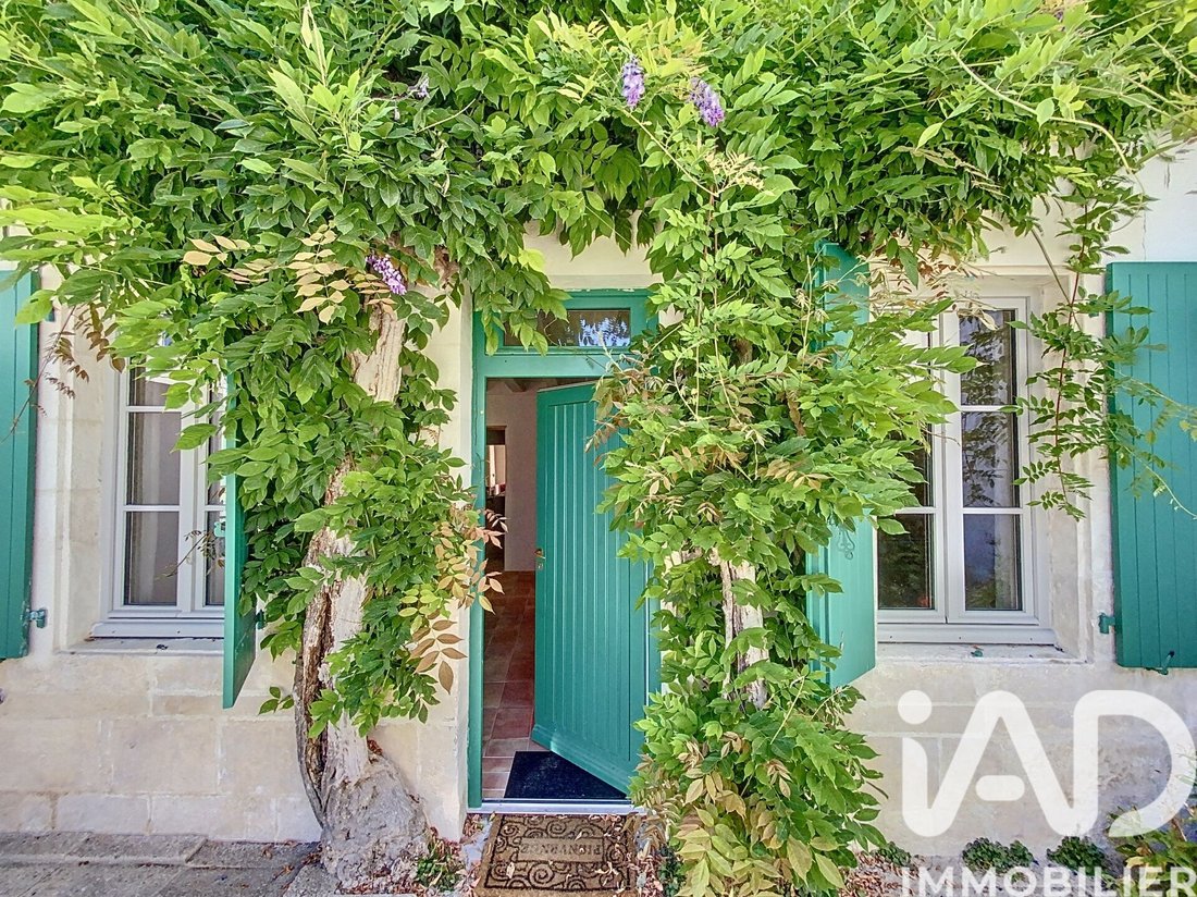 House in Sainte-Marie-de-Ré, Nouvelle-Aquitaine, France 1 - 17559443