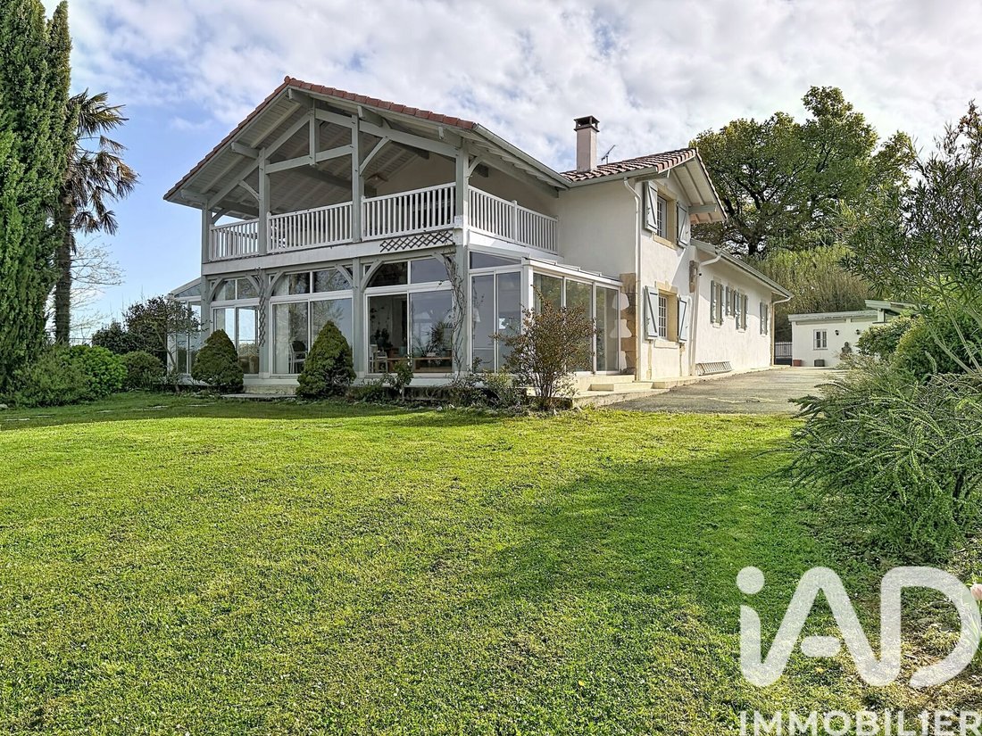 House in Lahosse, Nouvelle-Aquitaine, France 1 - 17559389