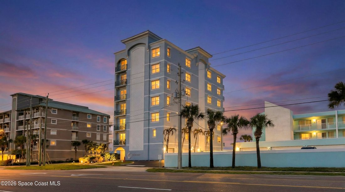 Condo in Cocoa Beach, Florida, United States 2 - 17559536