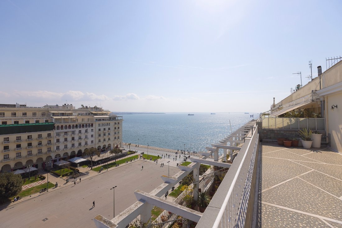 Apartment in 1st District of Thessaloniki, Thessaloniki, Greece 4 - 17408261