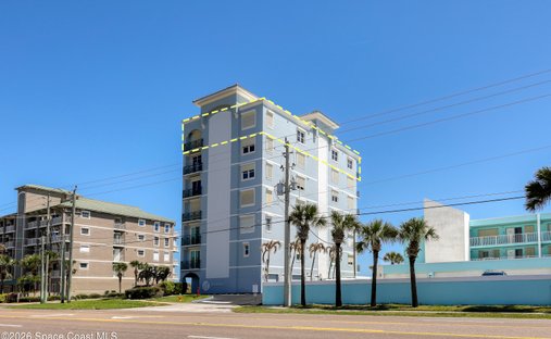 Condo in Cocoa Beach, Florida, United States 1