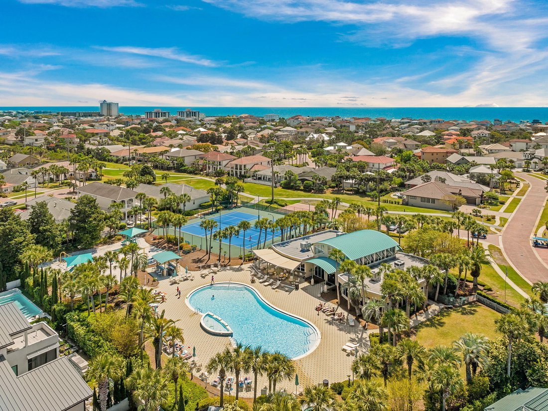House in Destin, Florida, United States 5 - 17556940