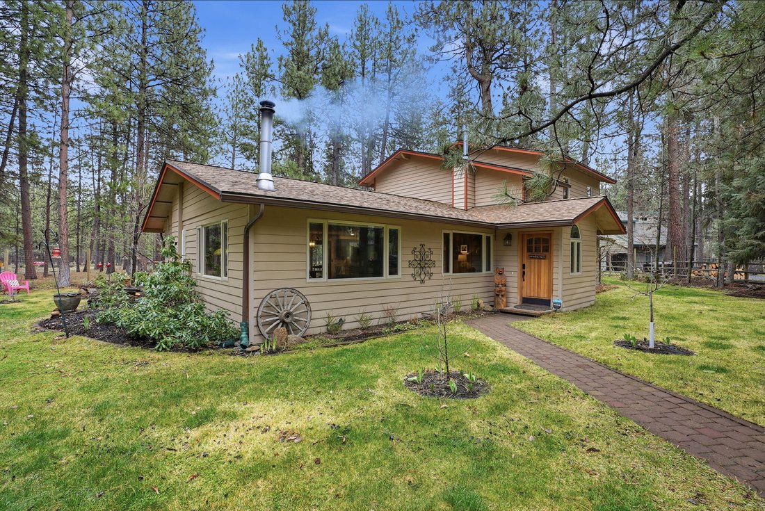 House in Sisters, Oregon, United States 1 - 17559586