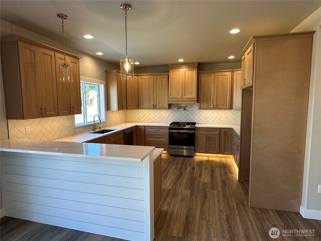 Olympia, Washington, United States 4 - 17556778