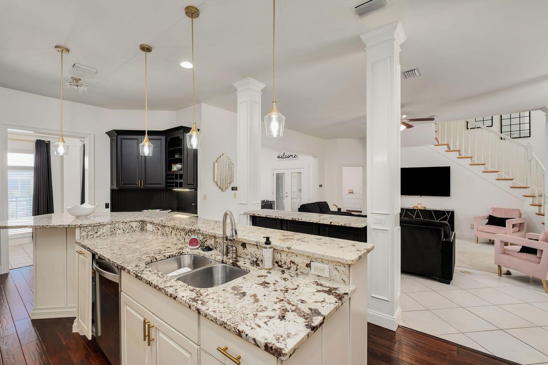 House in Destin, Florida, United States 4 - 17556940