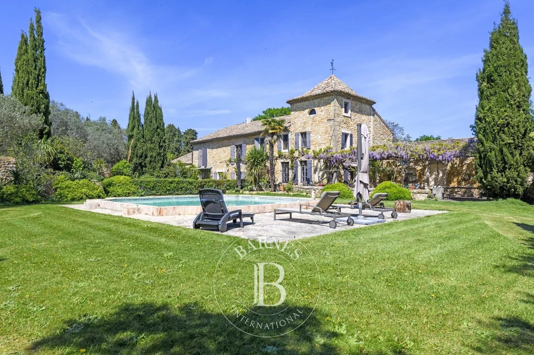 Country House in Orange, Provence-Alpes-Côte d'Azur, France 2 - 15774008