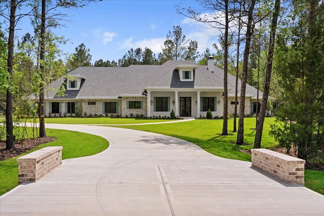 House in Montgomery, Texas, United States 2 - 17557392