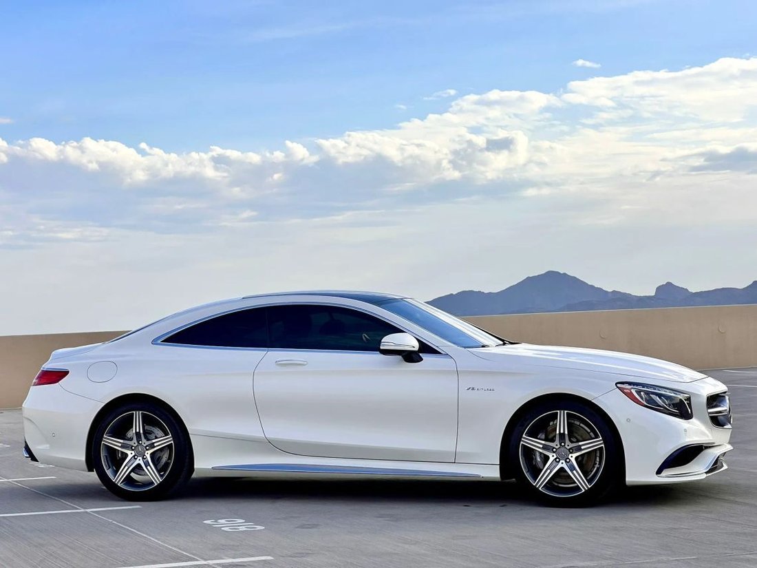 Coupe in Scottsdale, AZ, United States 4 - 17558722