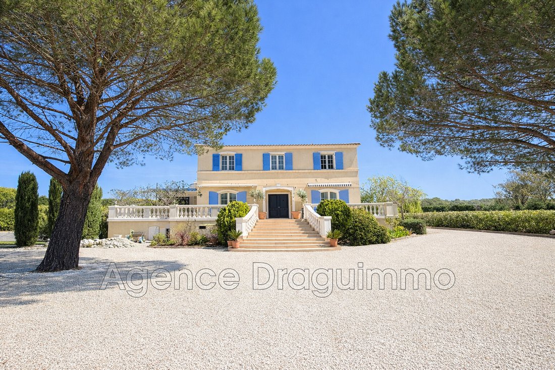 Villa in Centre Ancien, Draguignan, France 1 - 17502730