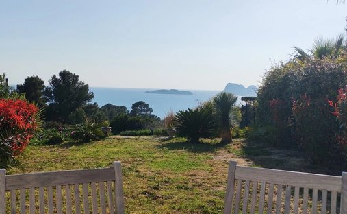 Apartment in La Ciotat, Provence-Alpes-Côte d'Azur, France 1