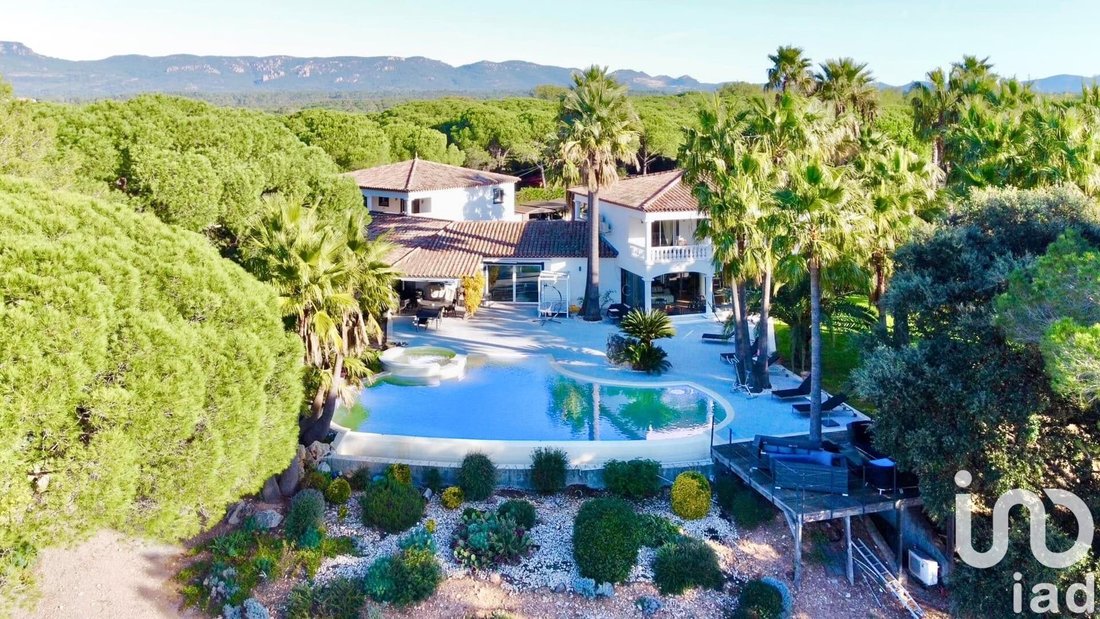 House in La Bouverie, Roquebrune-sur-Argens, France 3 - 17559391
