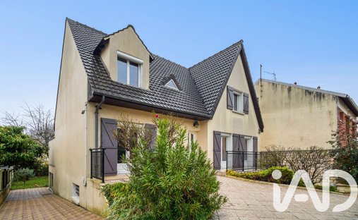 House in Vitry-sur-Seine, Ile-de-France, France 1
