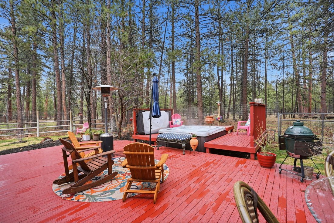 House in Sisters, Oregon, United States 2 - 17559586