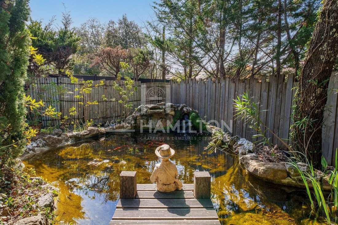 Villa in Sud, Roquefort-les-Pins, France 3 - 17558358