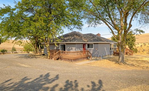 House in Wasco, Oregon, United States 1
