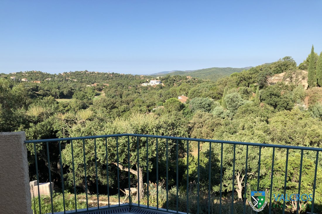 Villa in La Londe-les-Maures, Provence-Alpes-Côte d'Azur, France 4 - 17557891