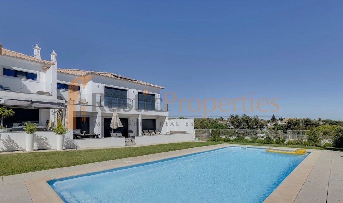 Villa in Almancil, Algarve, Portugal 5 - 15196756