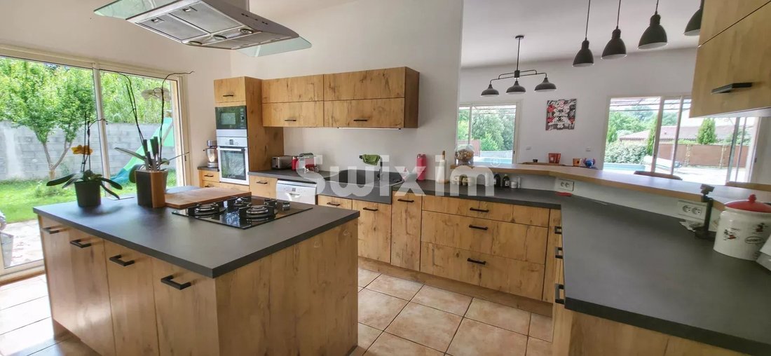 Villa in Suze-la-Rousse, Auvergne-Rhône-Alpes, France 5 - 17558042