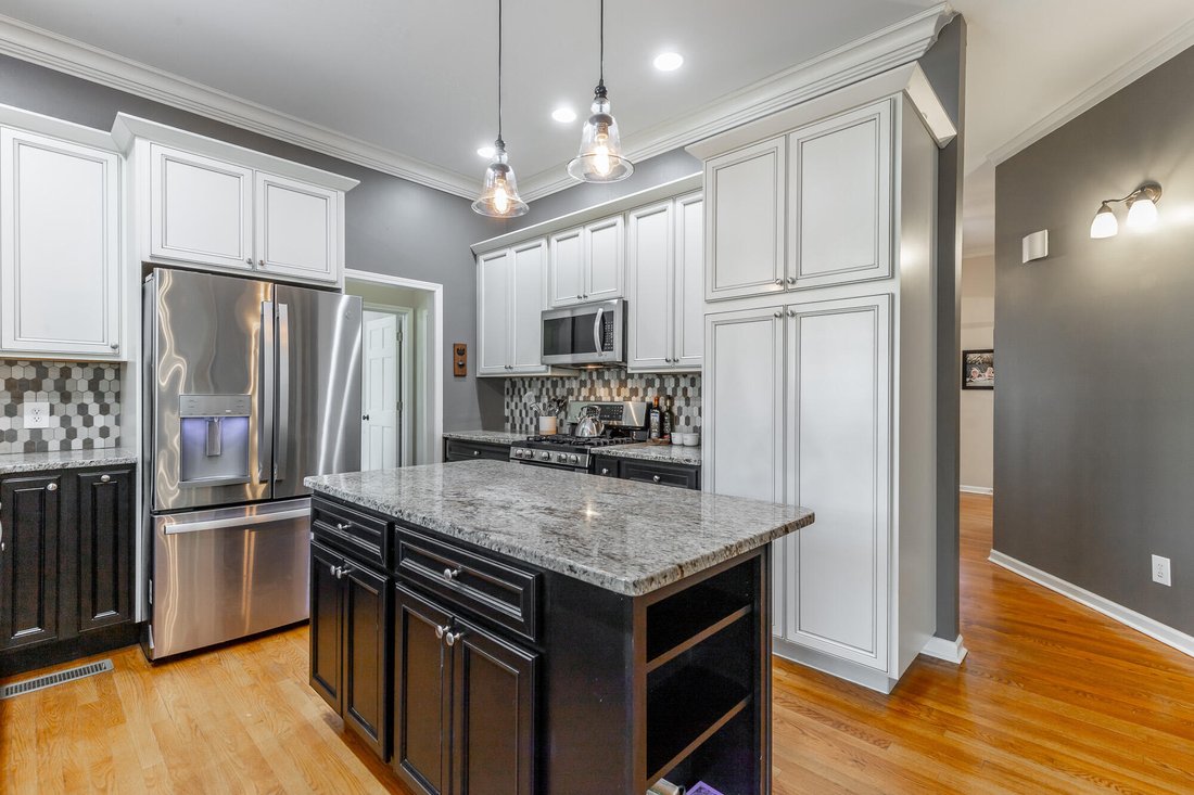 House in Signal Mountain, Tennessee, United States 3 - 17557357