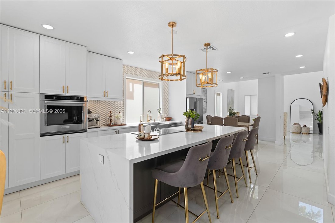 House in Weston, Florida, United States 3 - 17559676